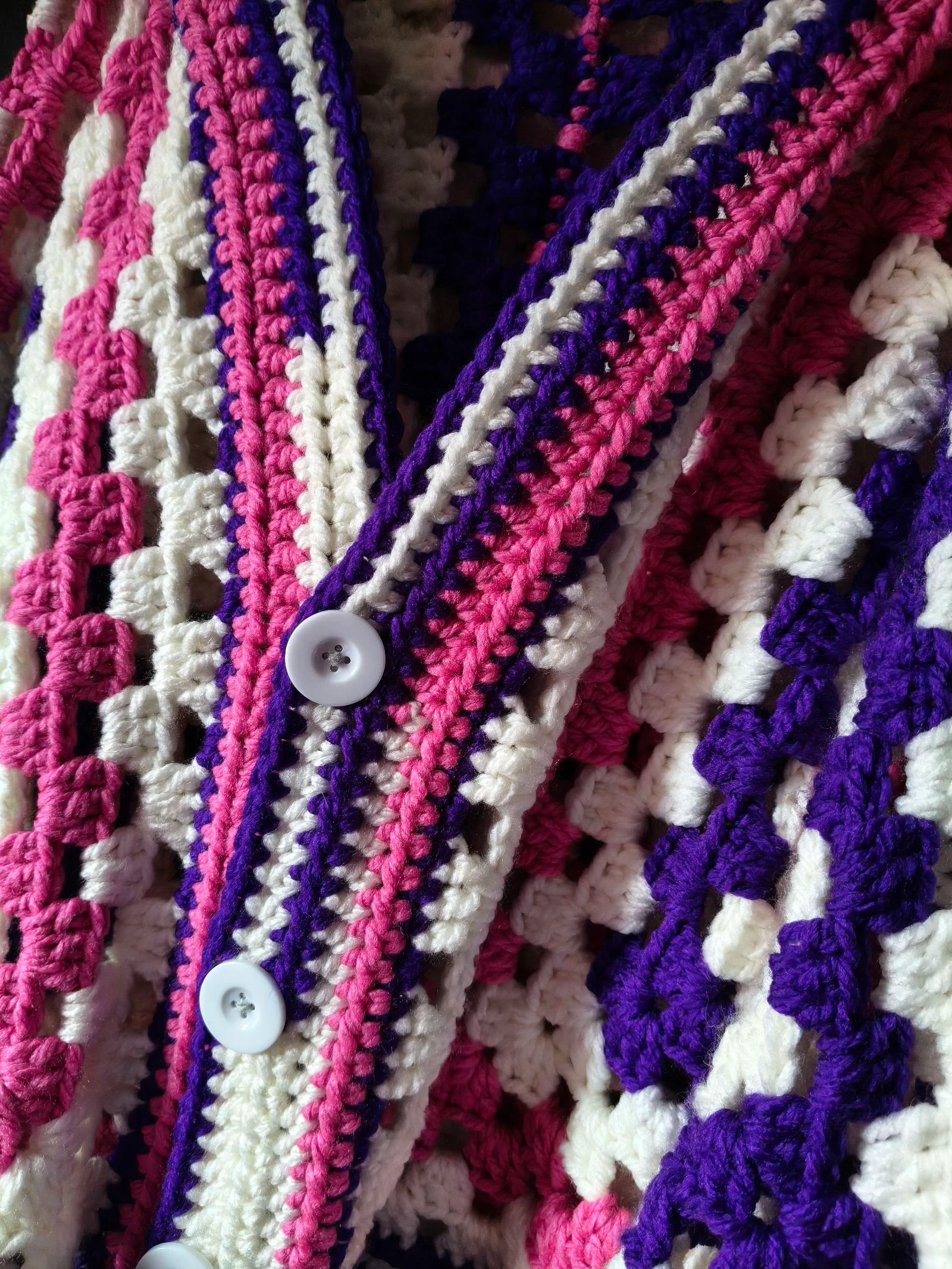 Veste avec capuche en crochet – photo 4
